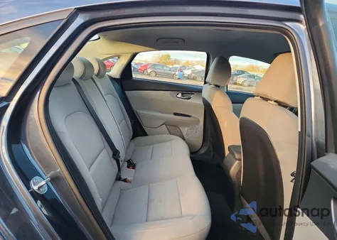 2021 Kia Forte Fe from USA, damaged, VIN 3KPF24AD3ME285612